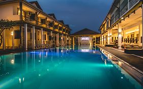 Alia Residence Business Resort